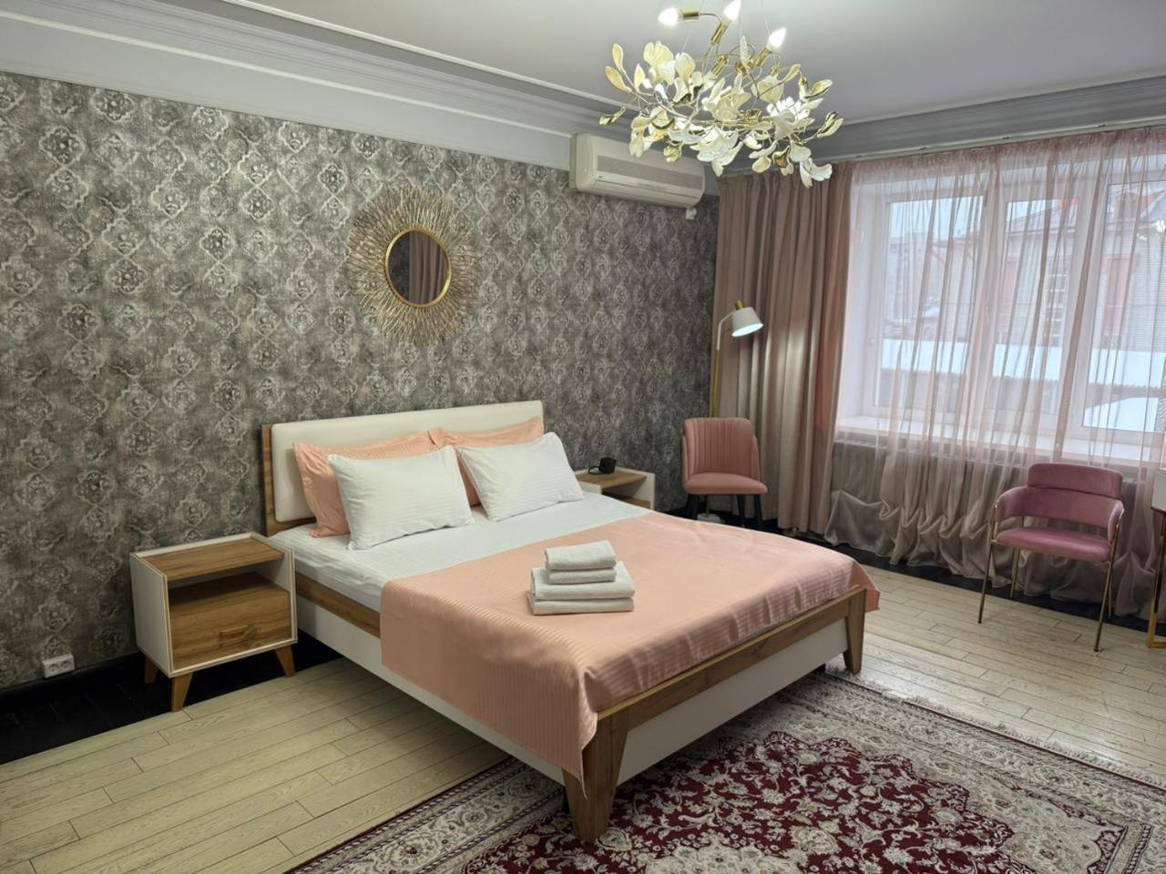 Turan Semey Grand Hotel Exteriér fotografie